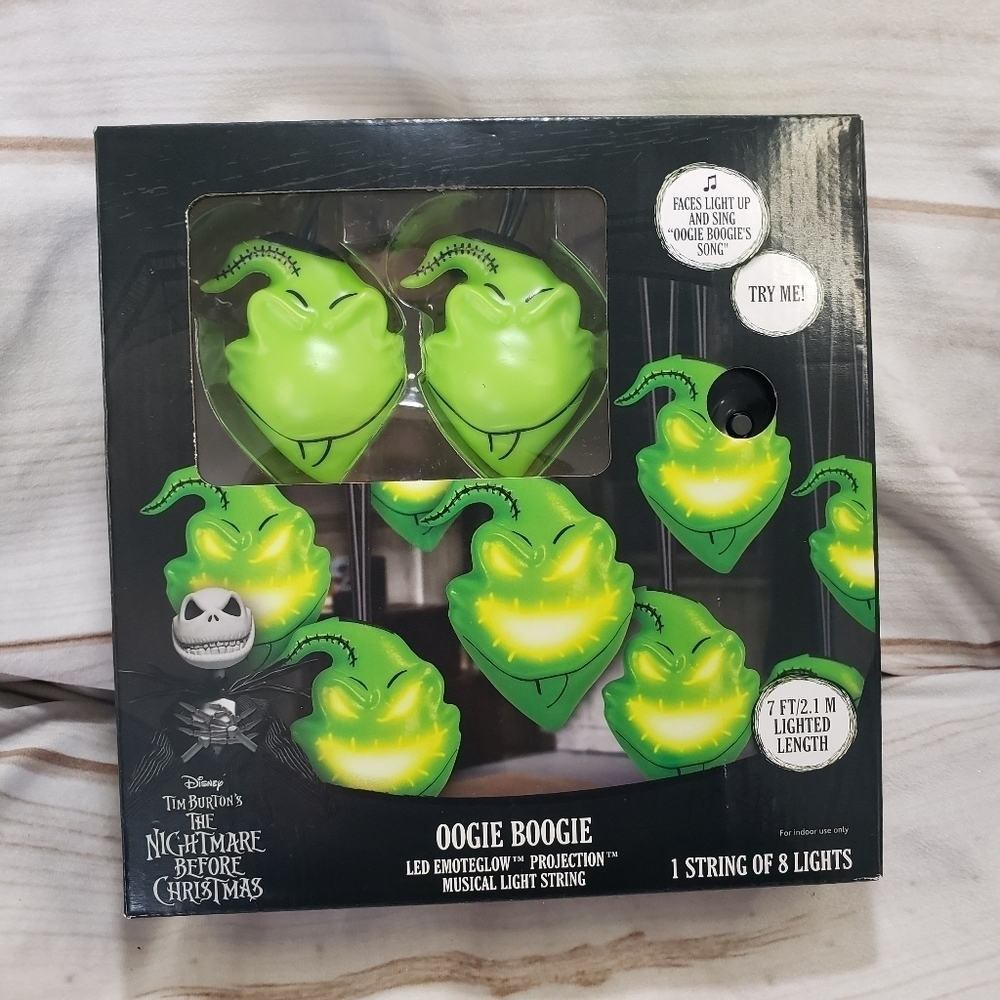 Gemmy Oogie Boogie LED Emoteglow Projection Musical Lights 7 Feet Long 8 Lights